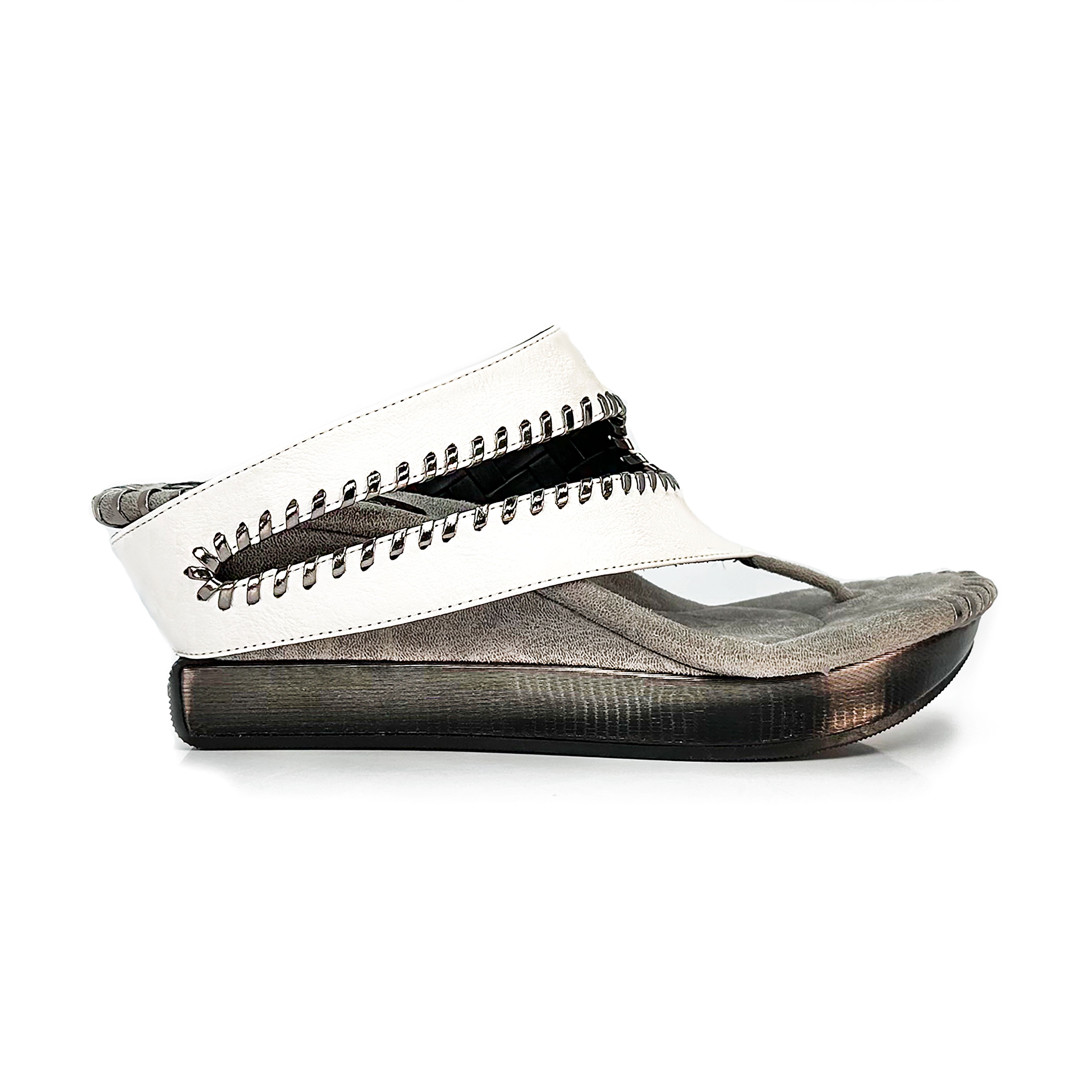 Reversable wedge sandals, black and white