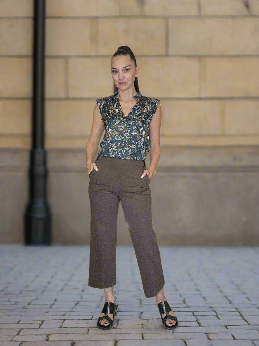 Cropped Wide Leg Stretch Pants