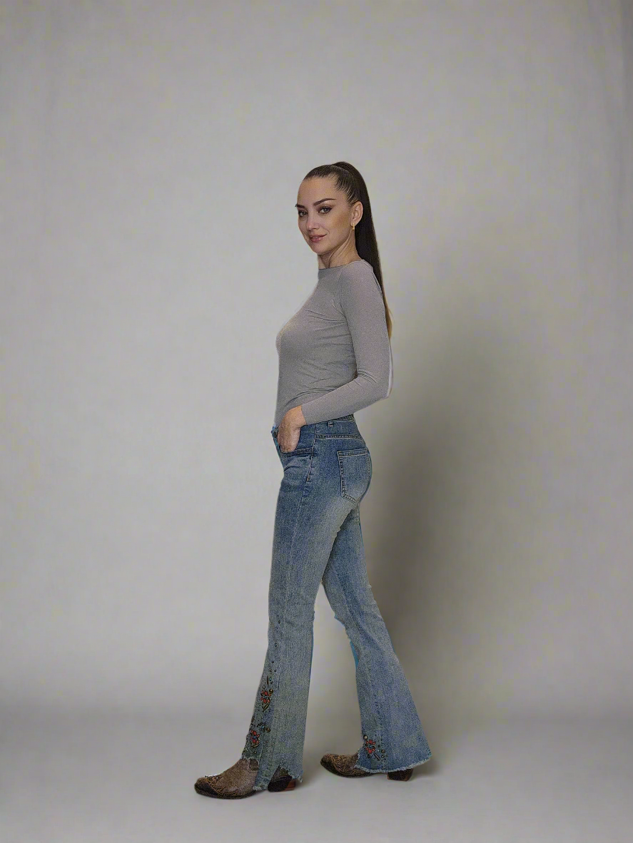 Embroider Stretch Flare Jeans