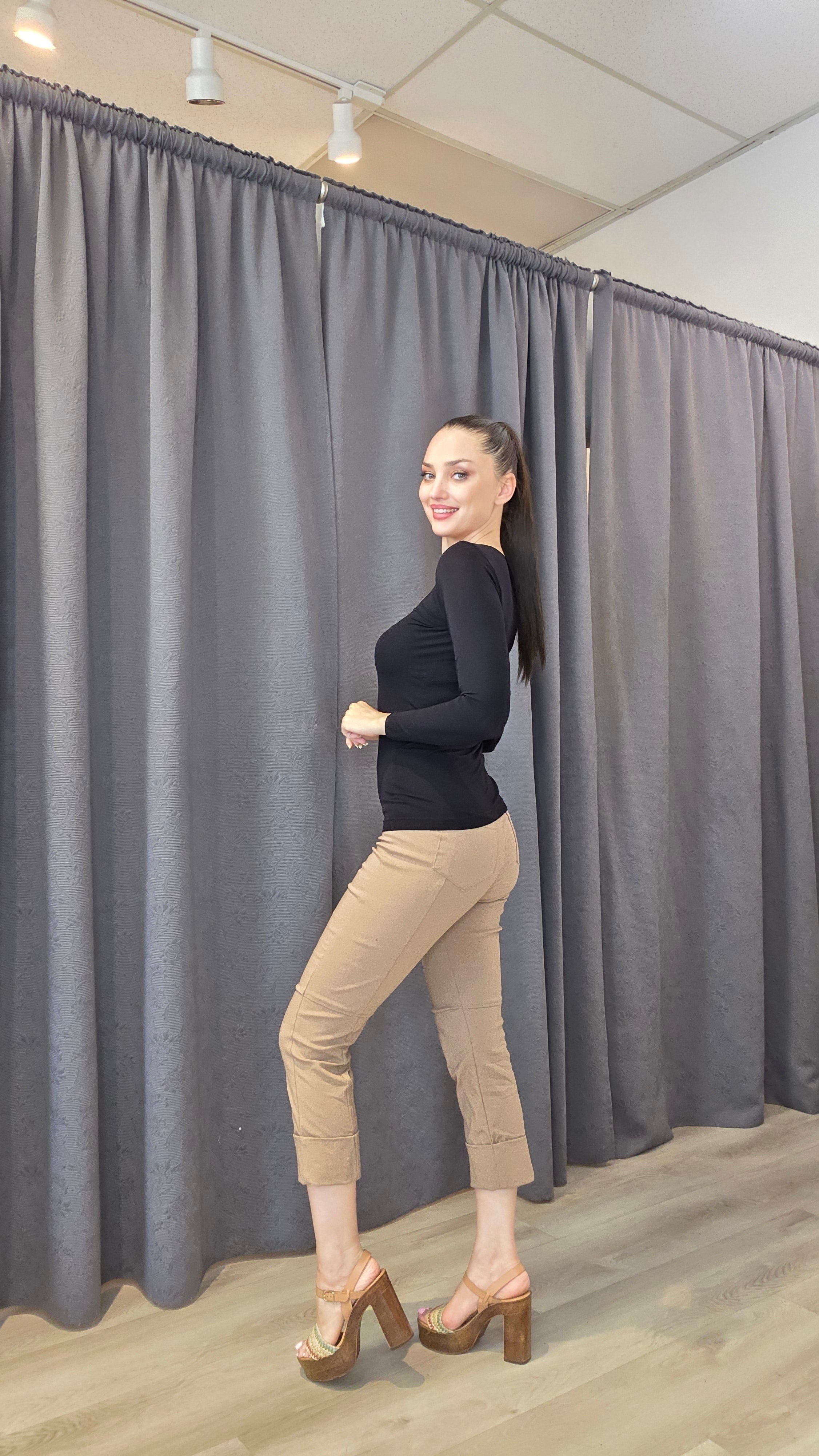 Women’s Best-Fitting Stretch Pants – Front Zipper, Petite & Mid-Height Fit