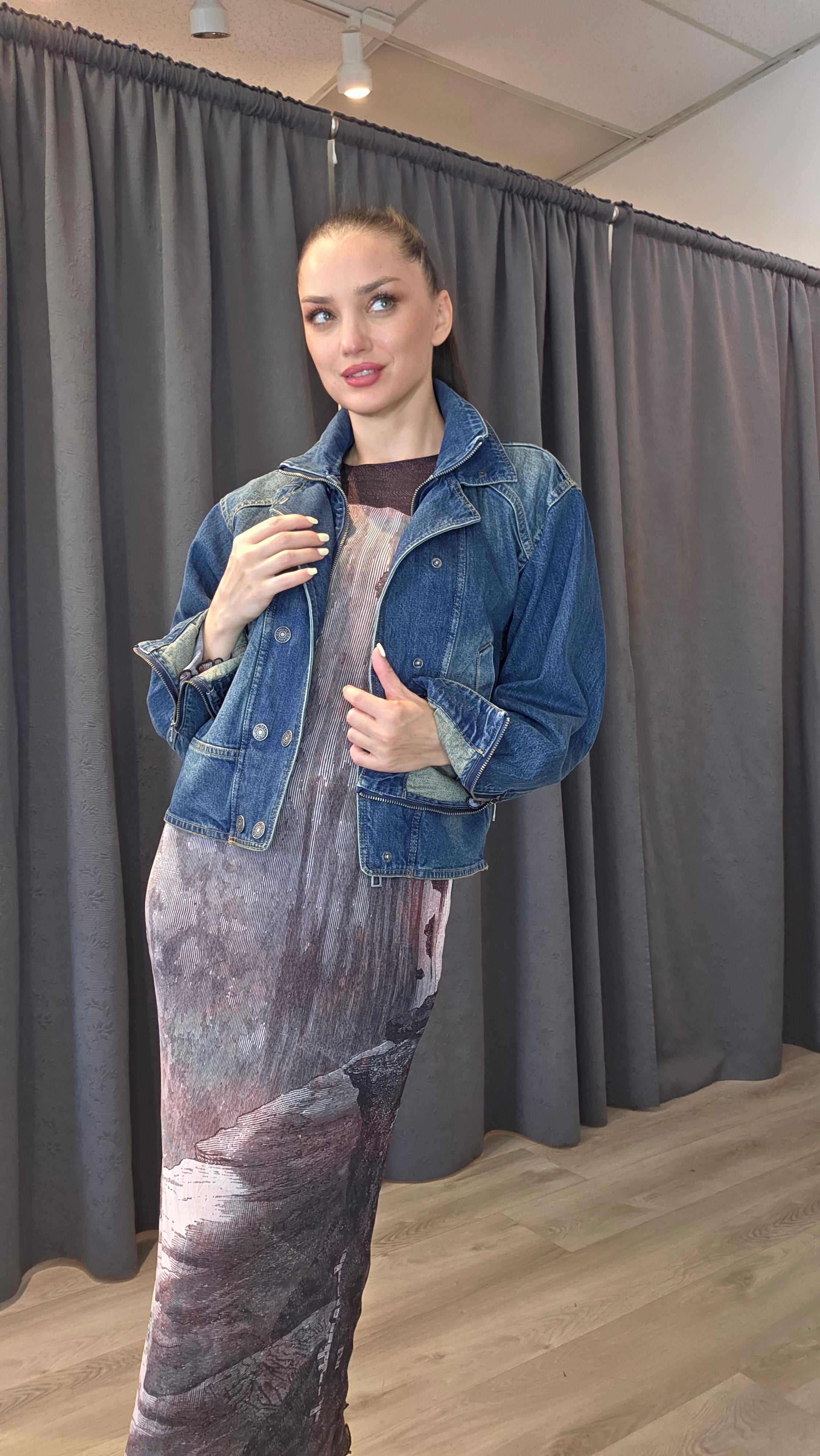 Desigual Women’s Vintage Wash Denim Jacket with Button & Zipper Closure