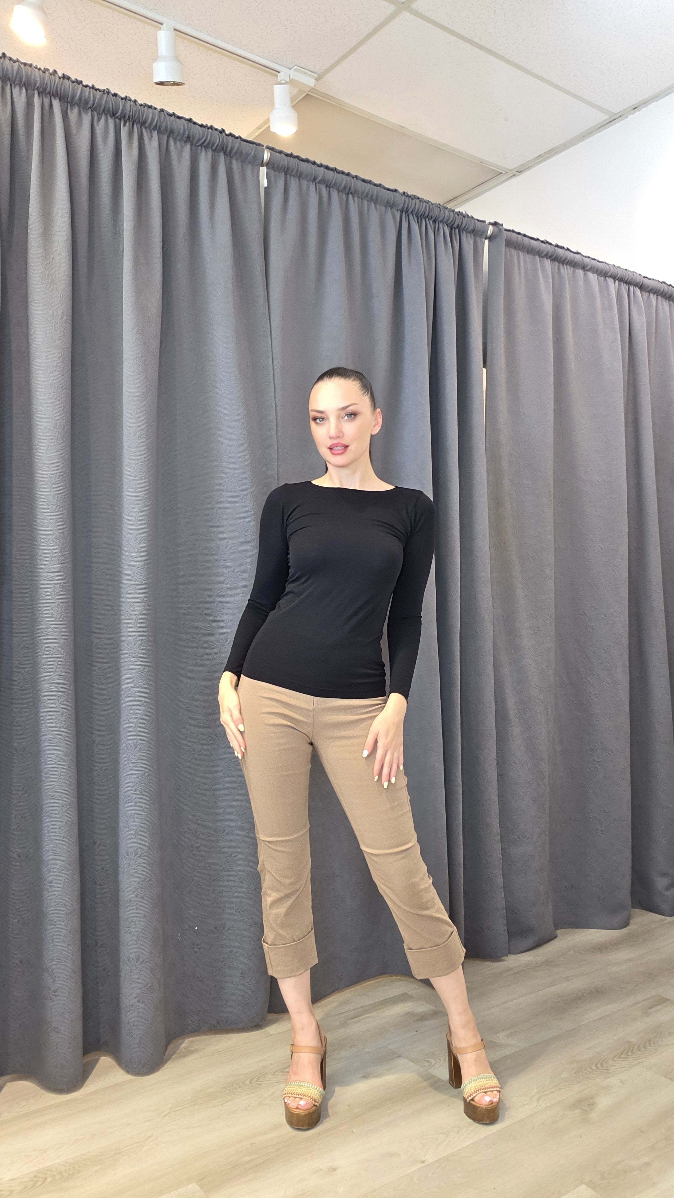 Women’s Best-Fitting Stretch Pants – Front Zipper, Petite & Mid-Height Fit